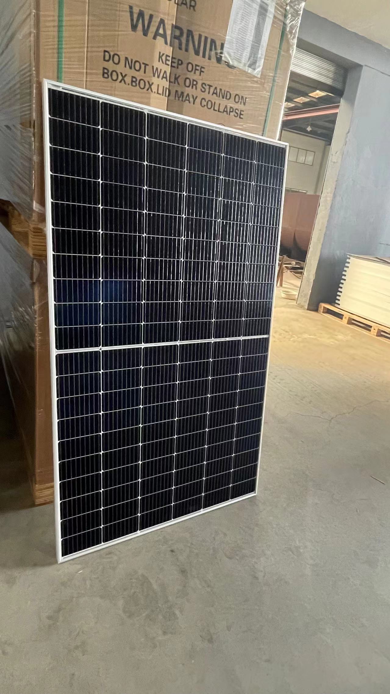 Módulos de potencia de panel solar de 440 W para uso de montaje en techo de módulo fotovoltaico monocristalino de alta eficiencia de central eléctrica