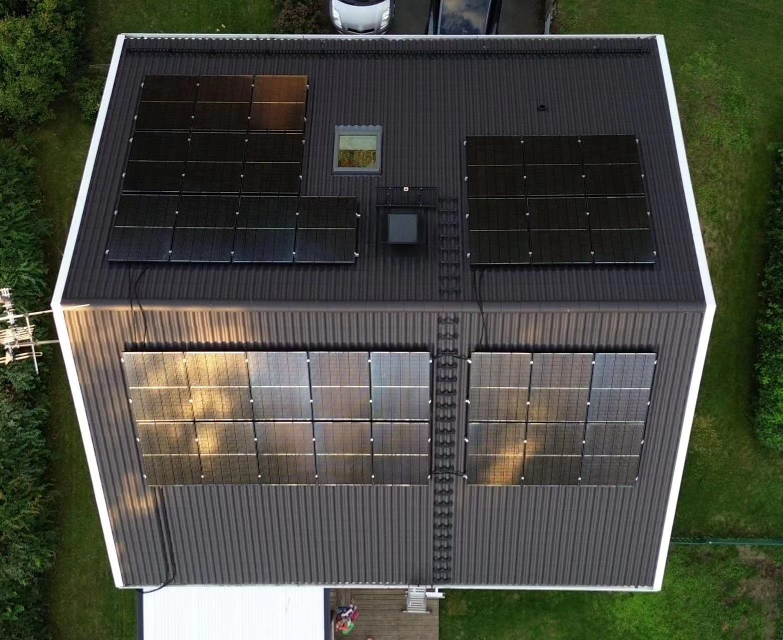 Paneles solares de 395W Panel solar monocristalino para Europa Sistema solar de techo para el hogar